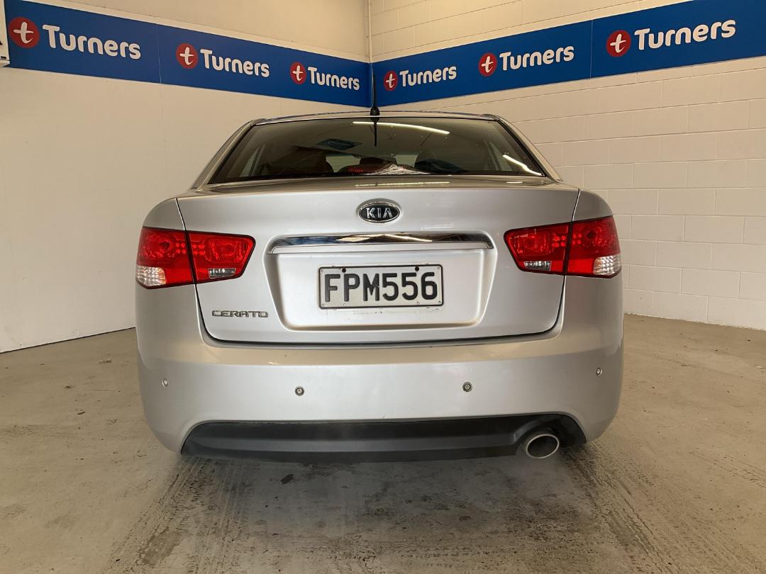 Photo '9' of KIA Cerato SX Photo '9' of KIA Cerato SX