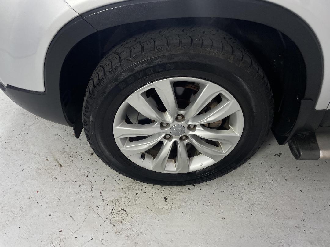 Photo '10' of KIA Sorento R