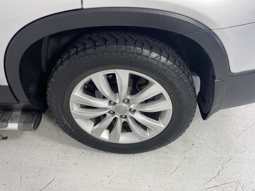 Photo '11' of KIA Sorento R