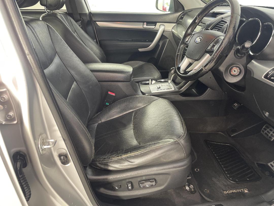 Photo '16' of KIA Sorento R