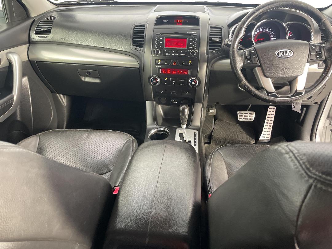 Photo '17' of KIA Sorento R