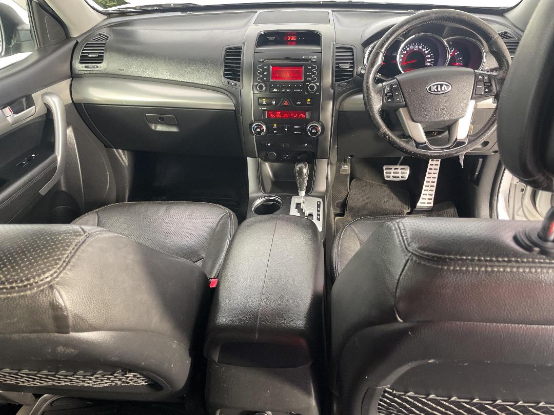 Photo '18' of KIA Sorento R