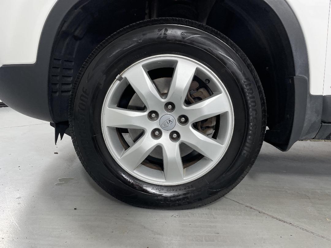 Photo '10' of KIA Sorento R