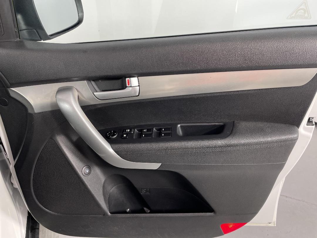 Photo '15' of KIA Sorento R