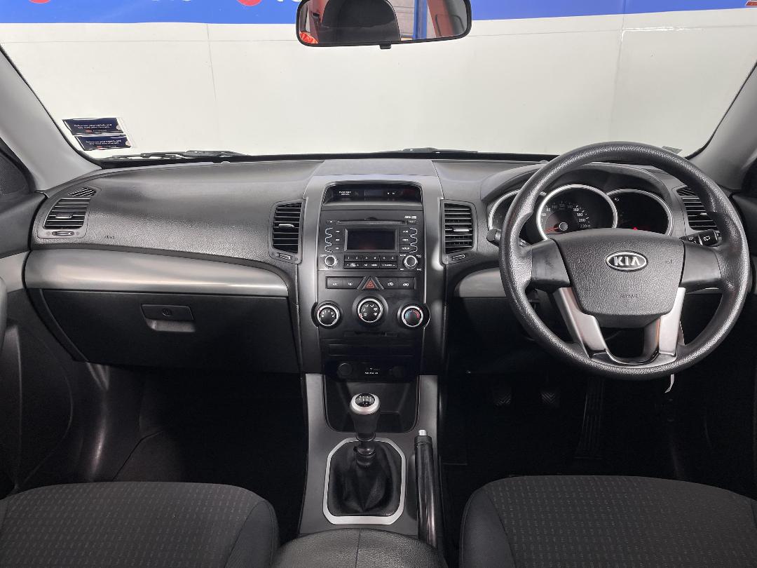 Photo '17' of KIA Sorento R