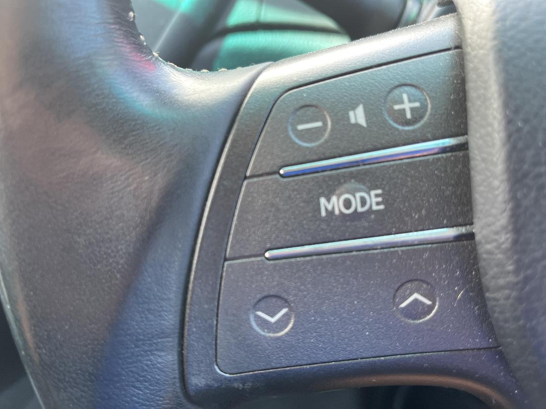 Photo '17' of Lexus HS250H Photo '17' of Lexus HS250H