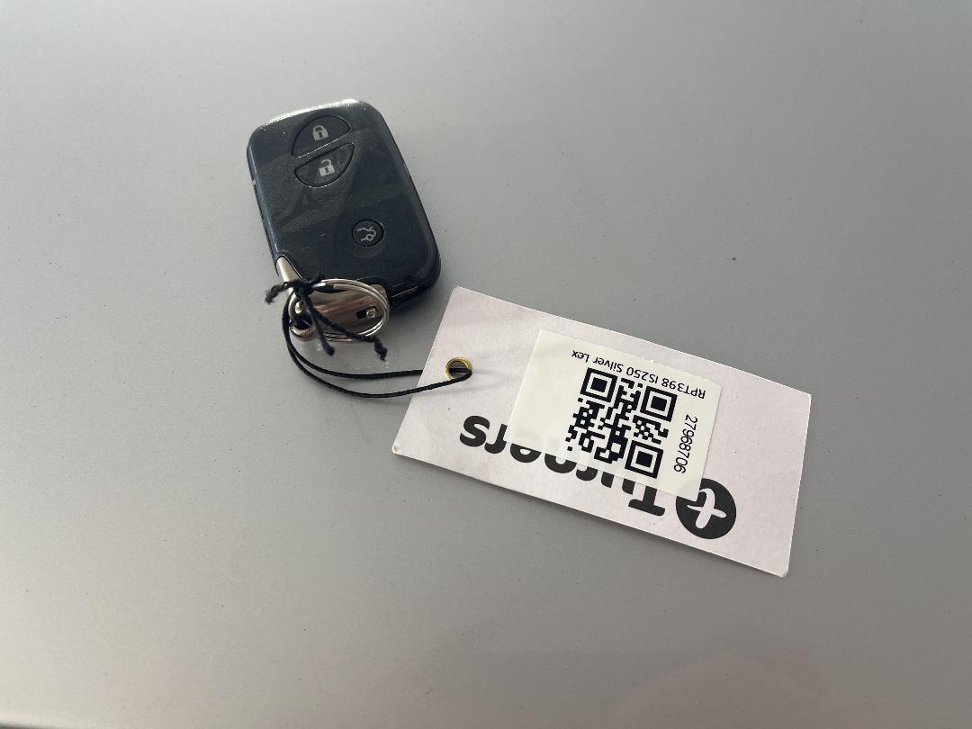 Photo '22' of Lexus IS250