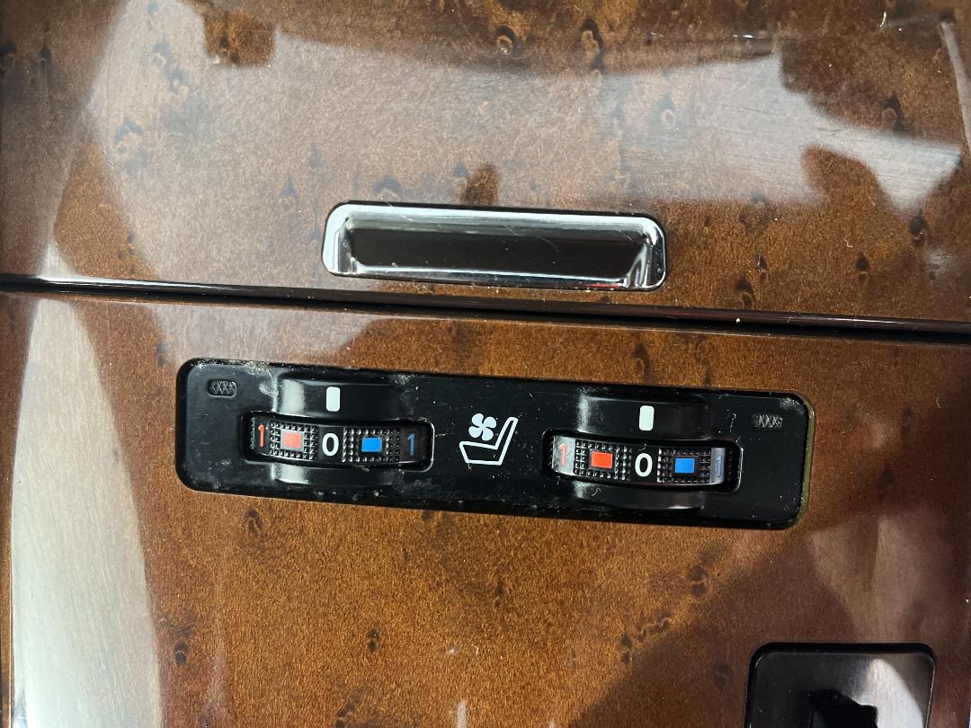 Photo '32' of Lexus IS250