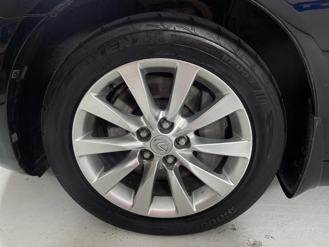 Photo '10' of Lexus LS600H