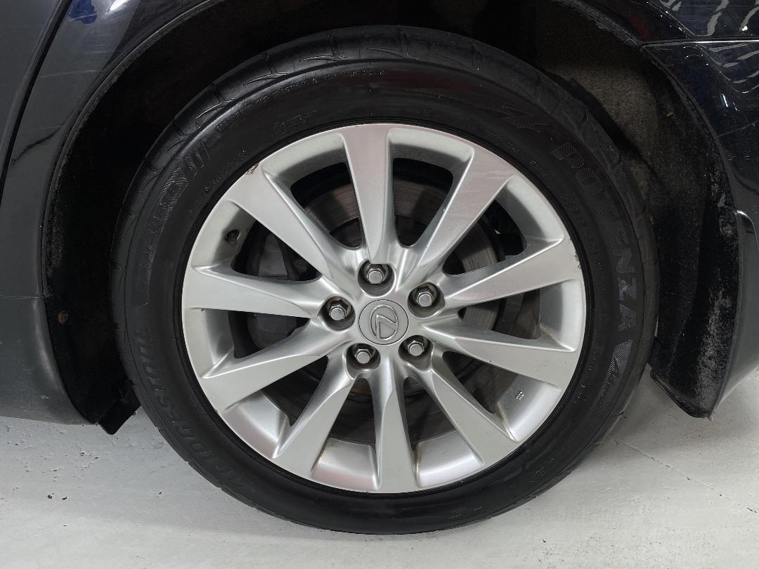 Photo '11' of Lexus LS600H