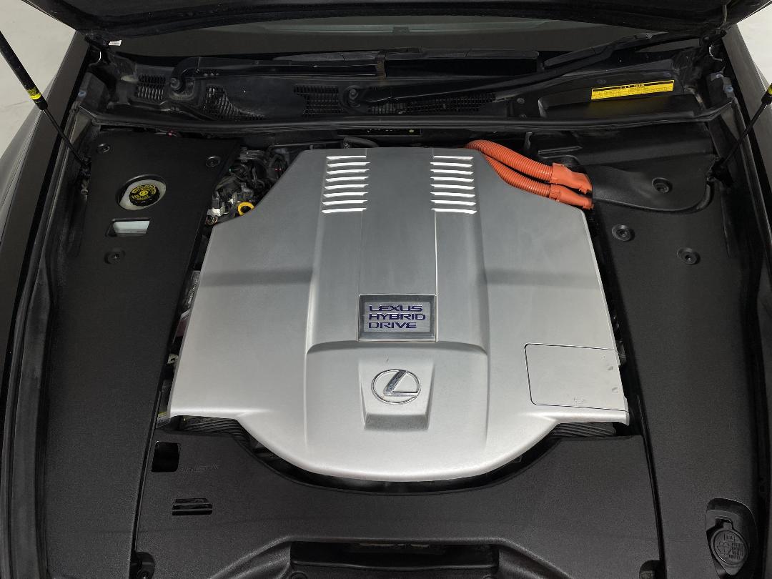 Photo '13' of Lexus LS600H