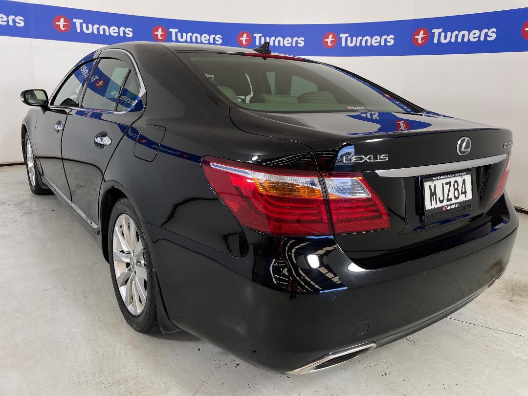 Photo '5' of Lexus LS600H