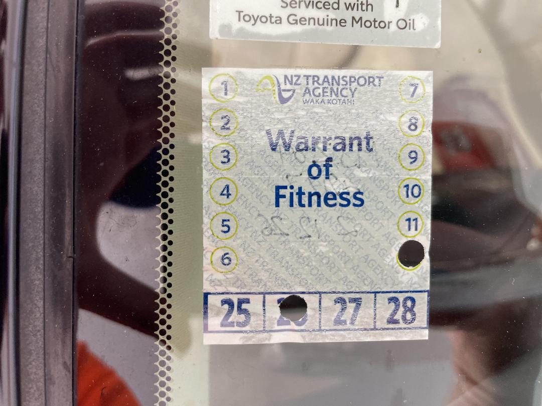 Photo '23' of Lexus LS600H