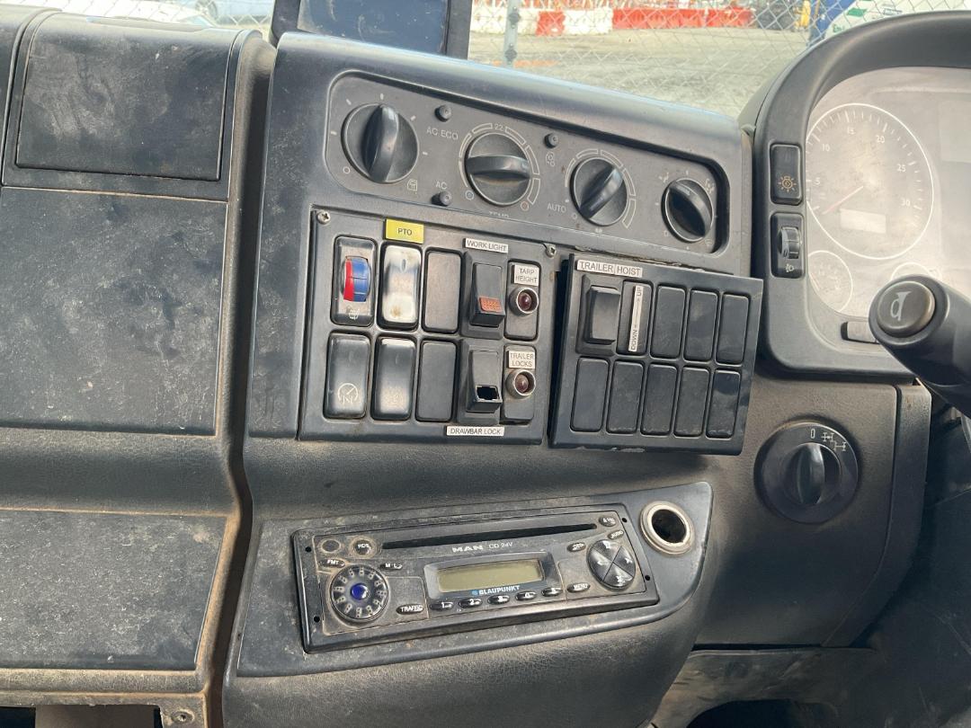 Photo '25' of MAN 32.430 TGA Hook Bin