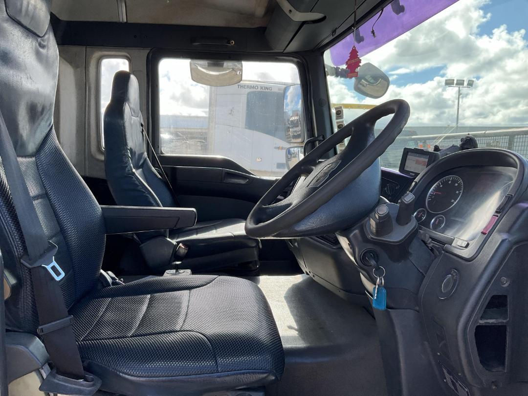 Photo '24' of MAN 32.430 TGA Flat Deck