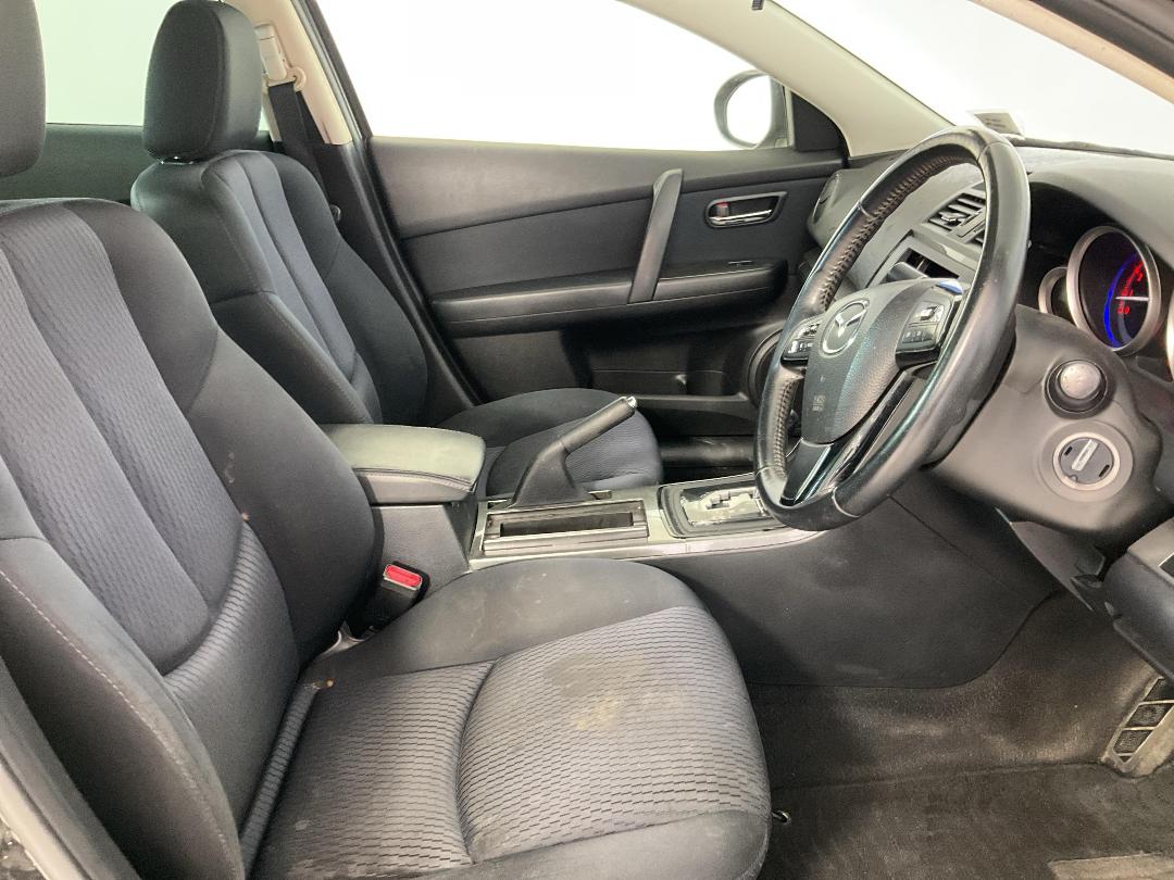 Photo '16' of Mazda Atenza Photo '16' of Mazda Atenza