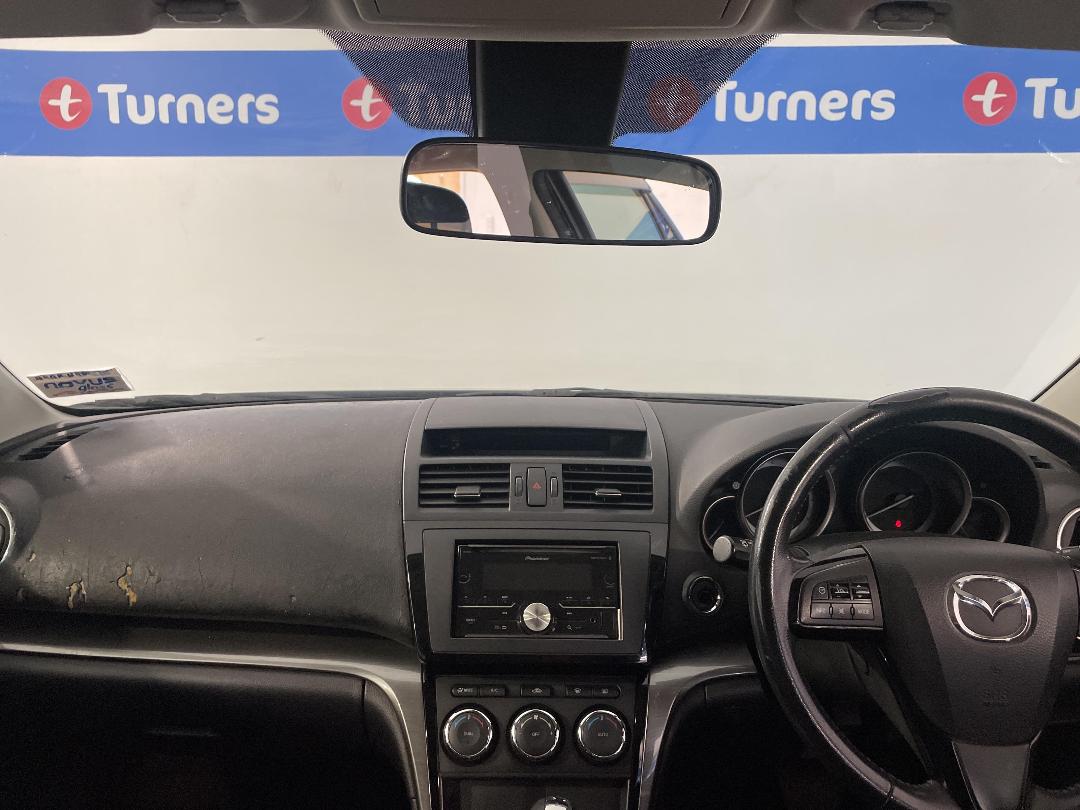 Photo '17' of Mazda Atenza Photo '17' of Mazda Atenza