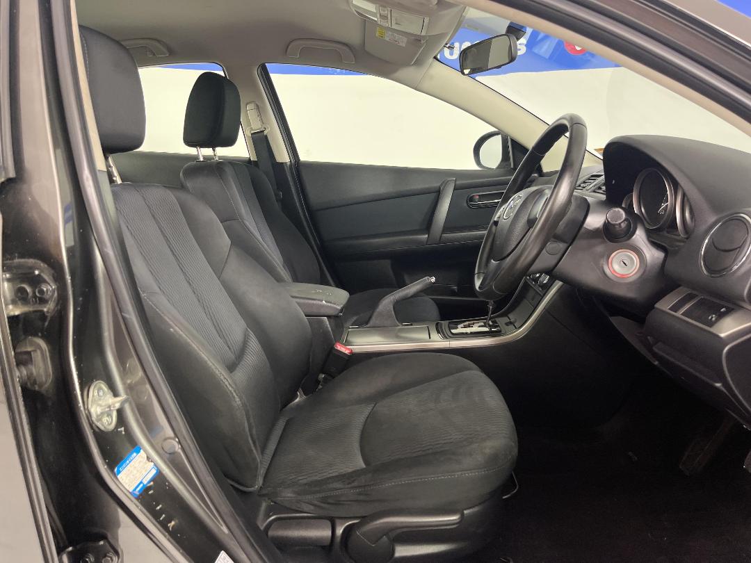 Photo '16' of Mazda Atenza Photo '16' of Mazda Atenza