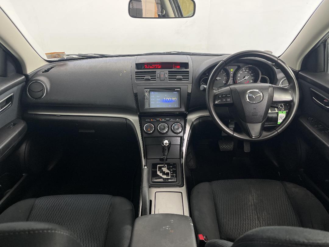 Photo '17' of Mazda Atenza Photo '17' of Mazda Atenza