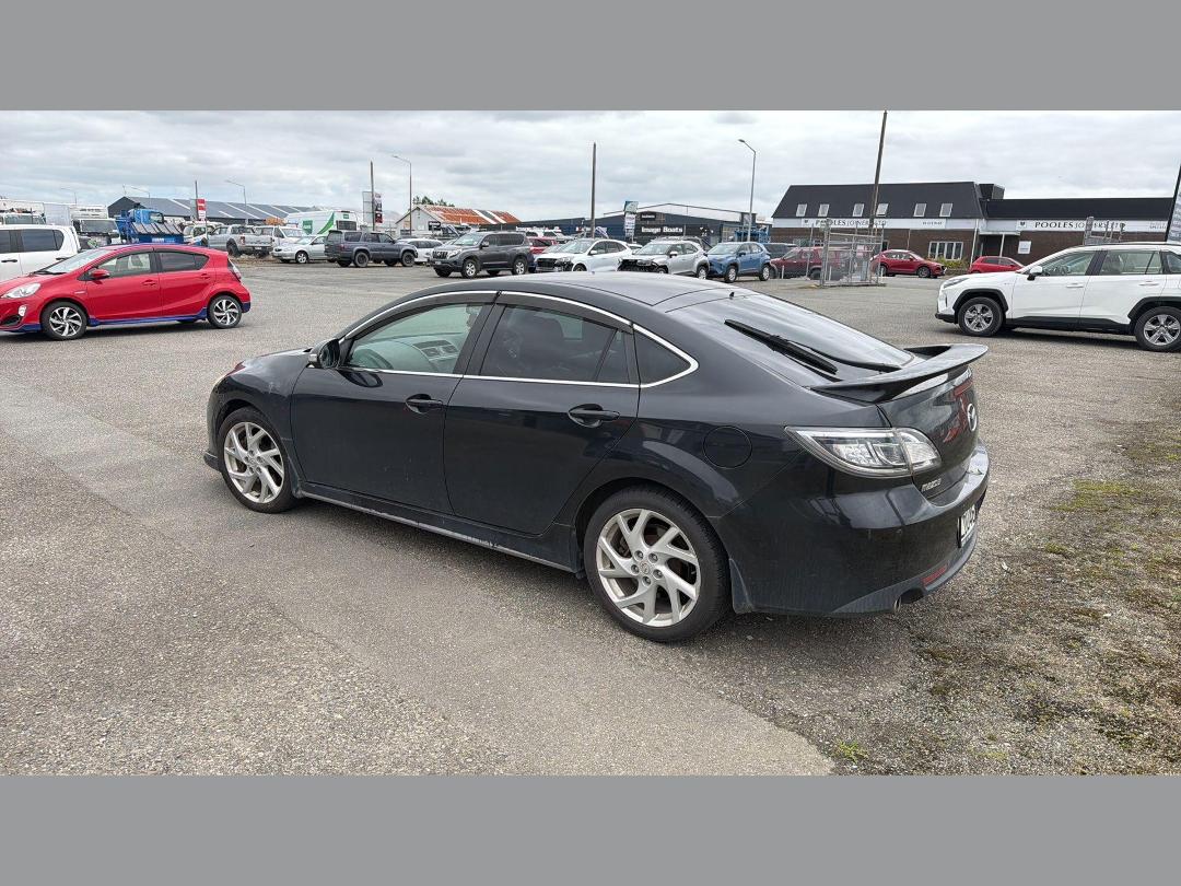 Photo '21' of Mazda Atenza