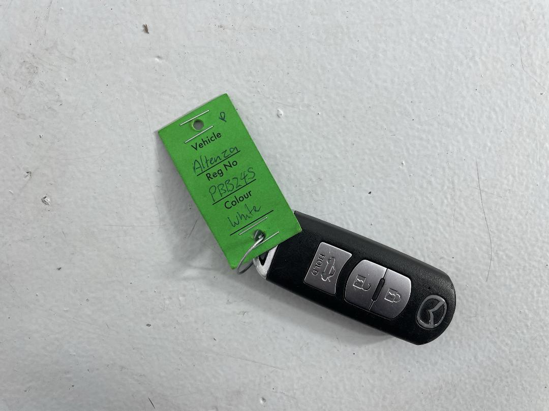 Photo '22' of Mazda Atenza