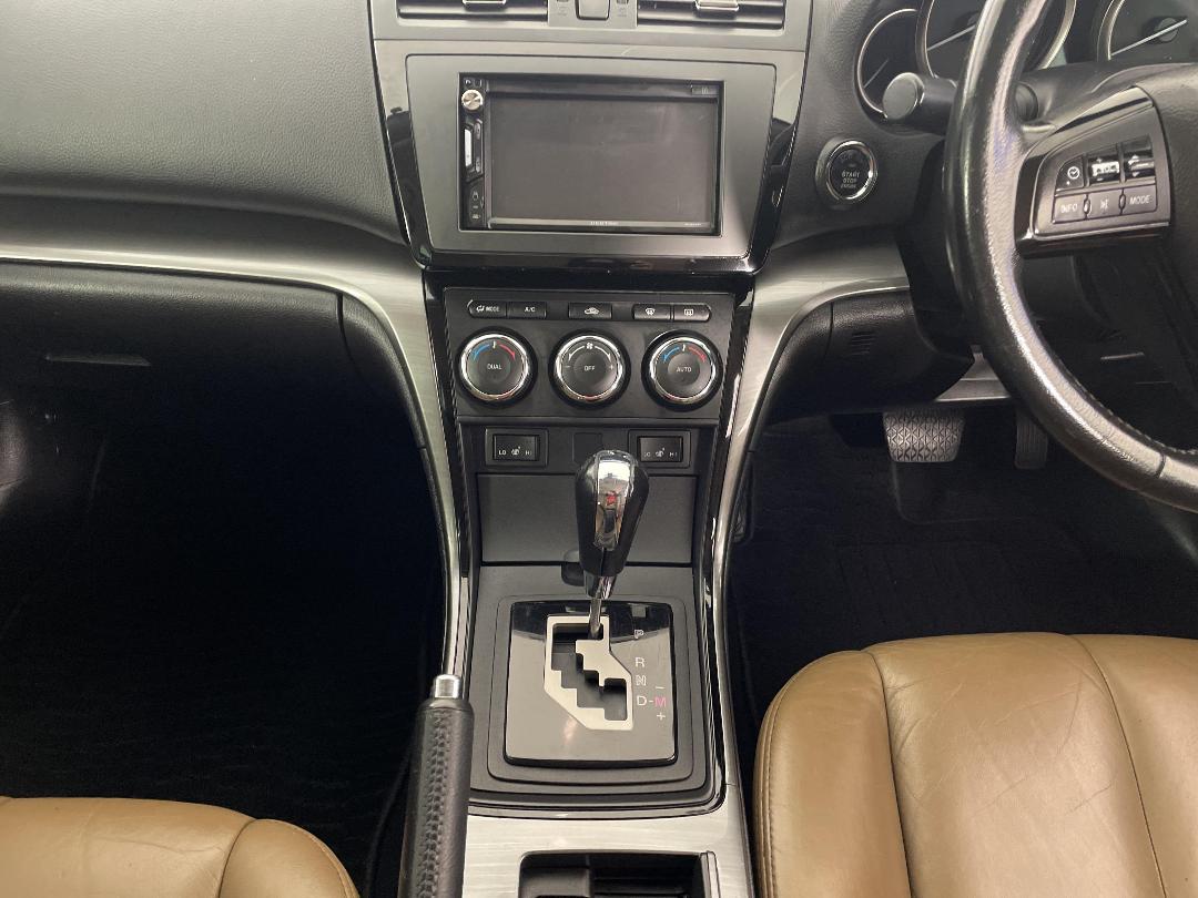 Photo '18' of Mazda Atenza