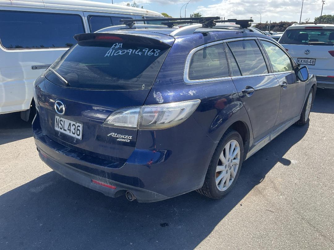 Photo '4' of Mazda Atenza