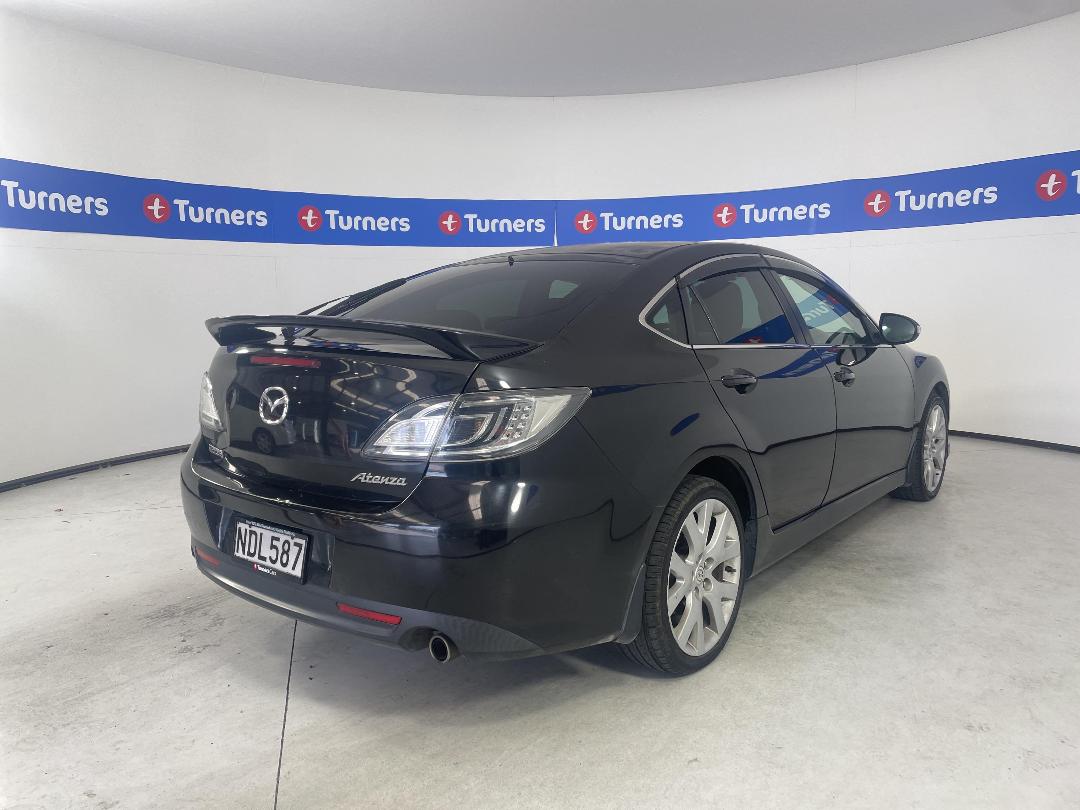 Photo '7' of Mazda Atenza