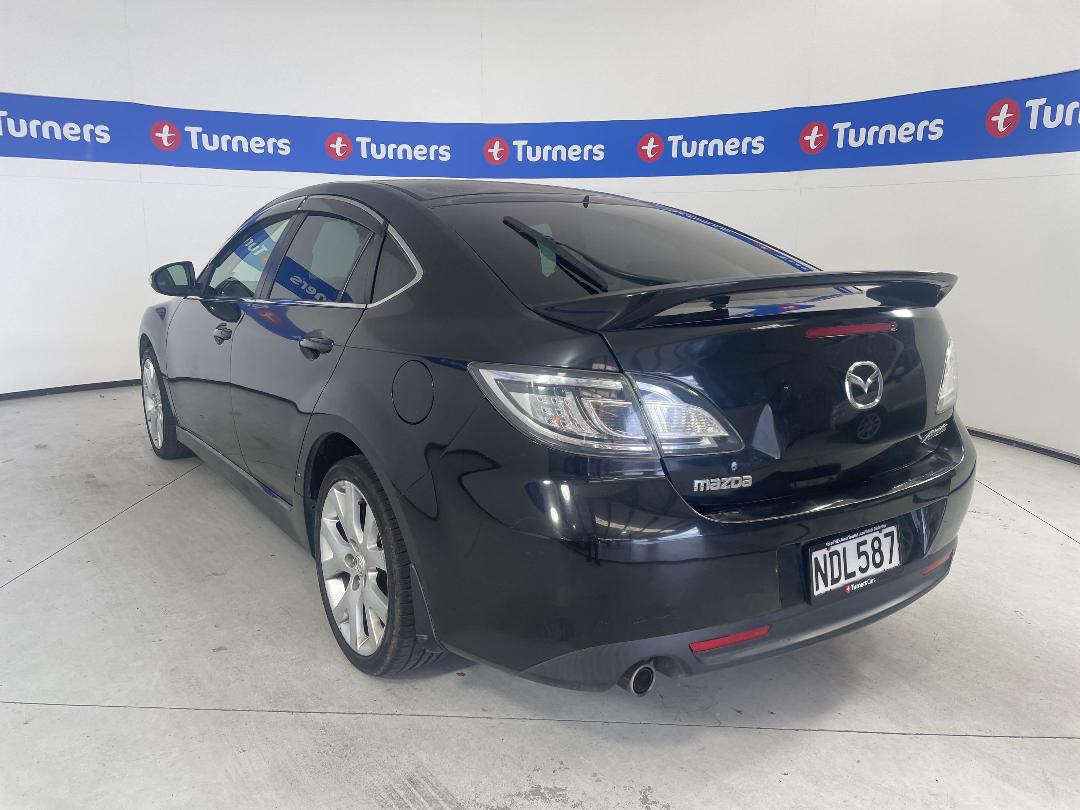 Photo '5' of Mazda Atenza