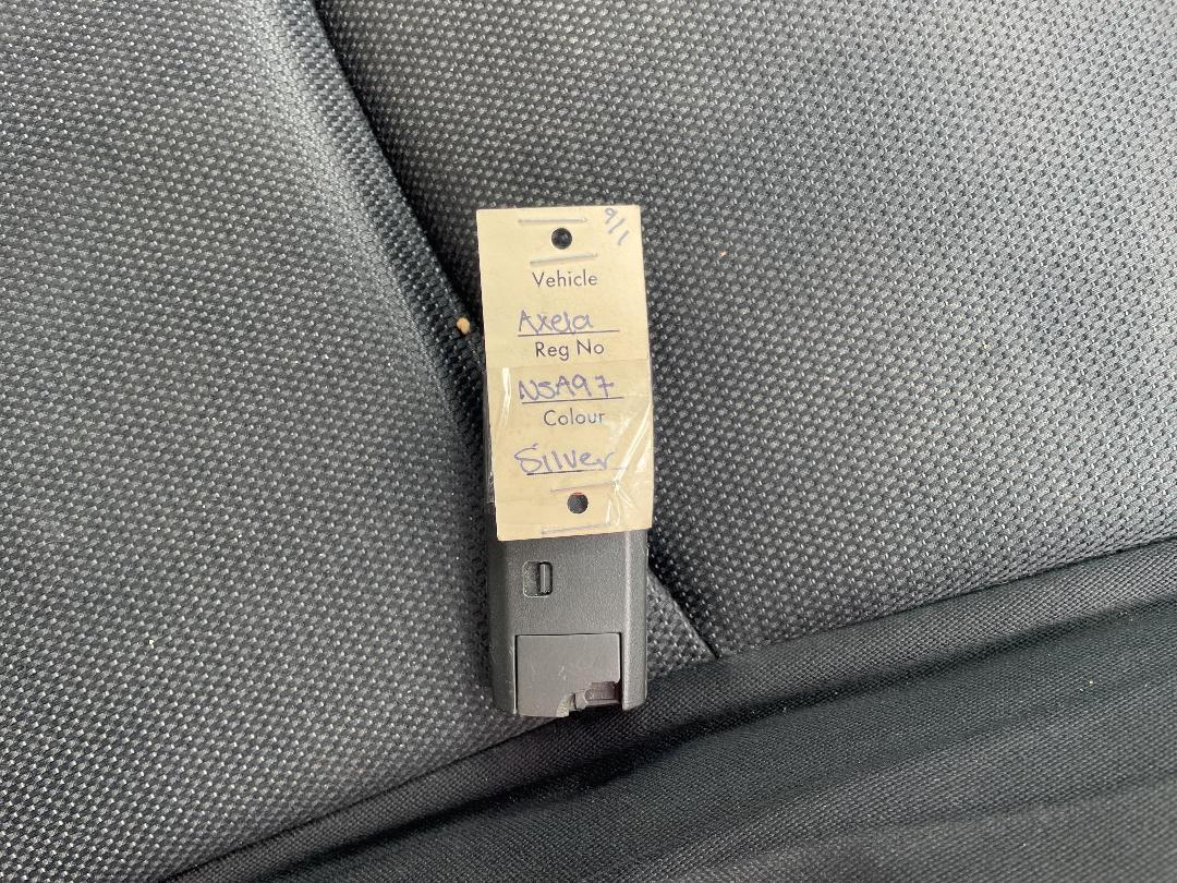 Photo '14' of Mazda Axela