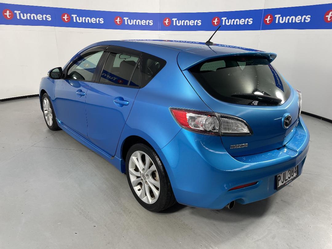 Photo '5' of Mazda Axela