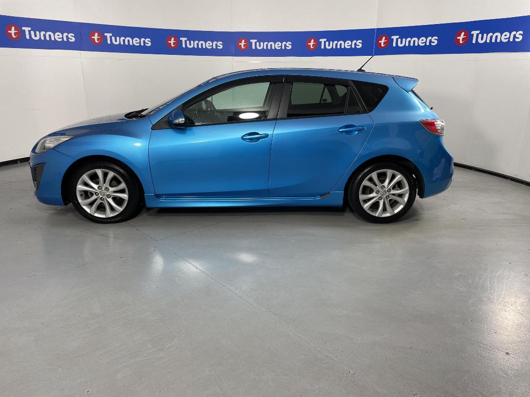 Photo '24' of Mazda Axela