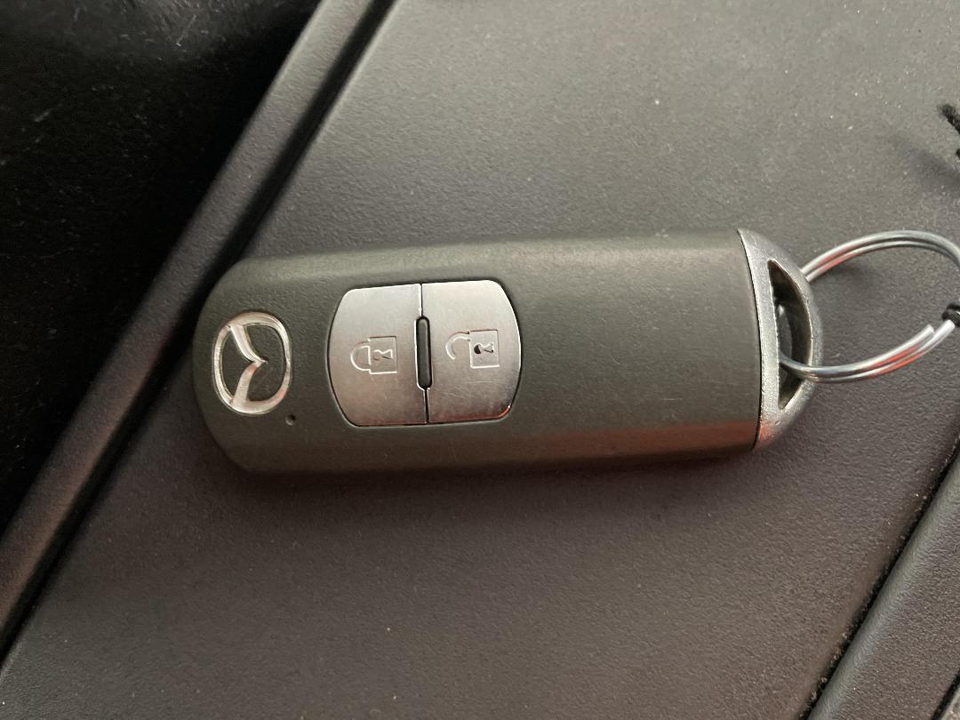 Photo '22' of Mazda Axela