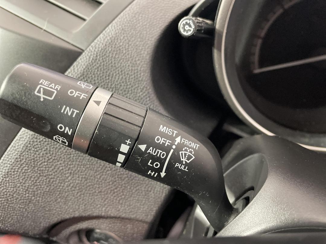 Photo '30' of Mazda Axela