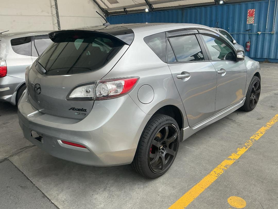 Photo '5' of Mazda Axela Photo '5' of Mazda Axela