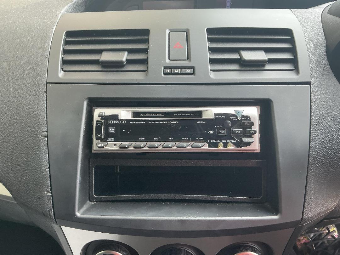 Photo '12' of Mazda Axela Photo '12' of Mazda Axela