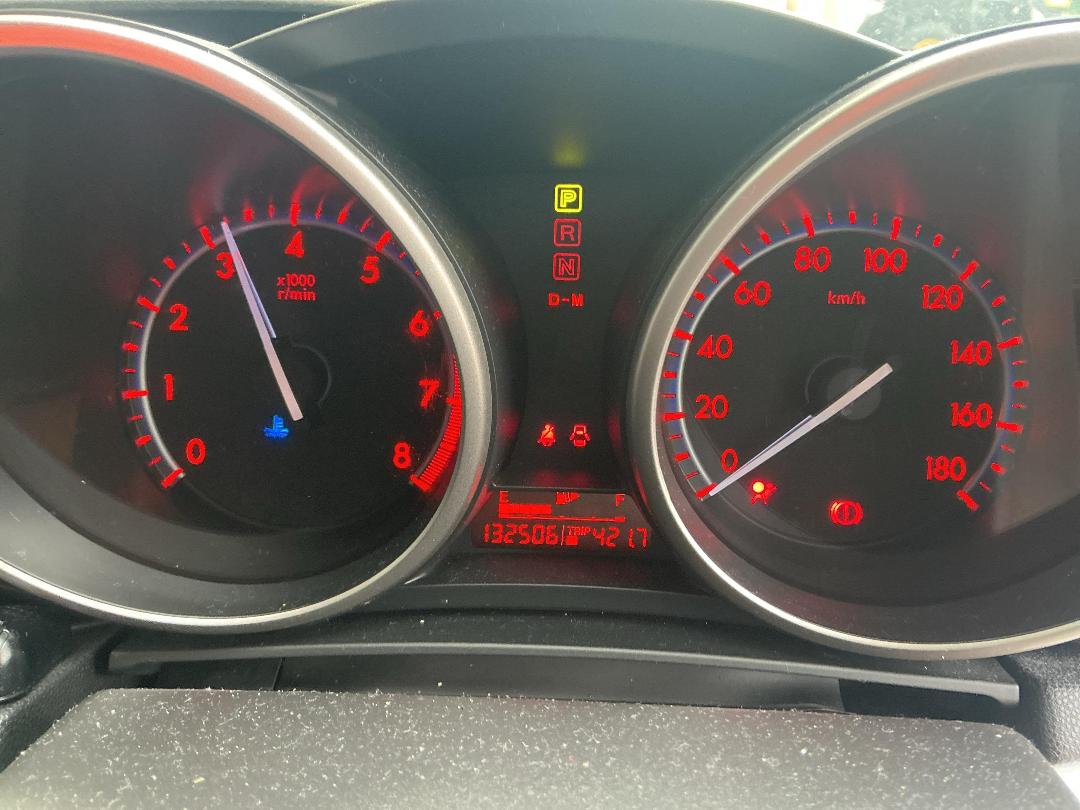 Photo '10' of Mazda Axela Photo '10' of Mazda Axela