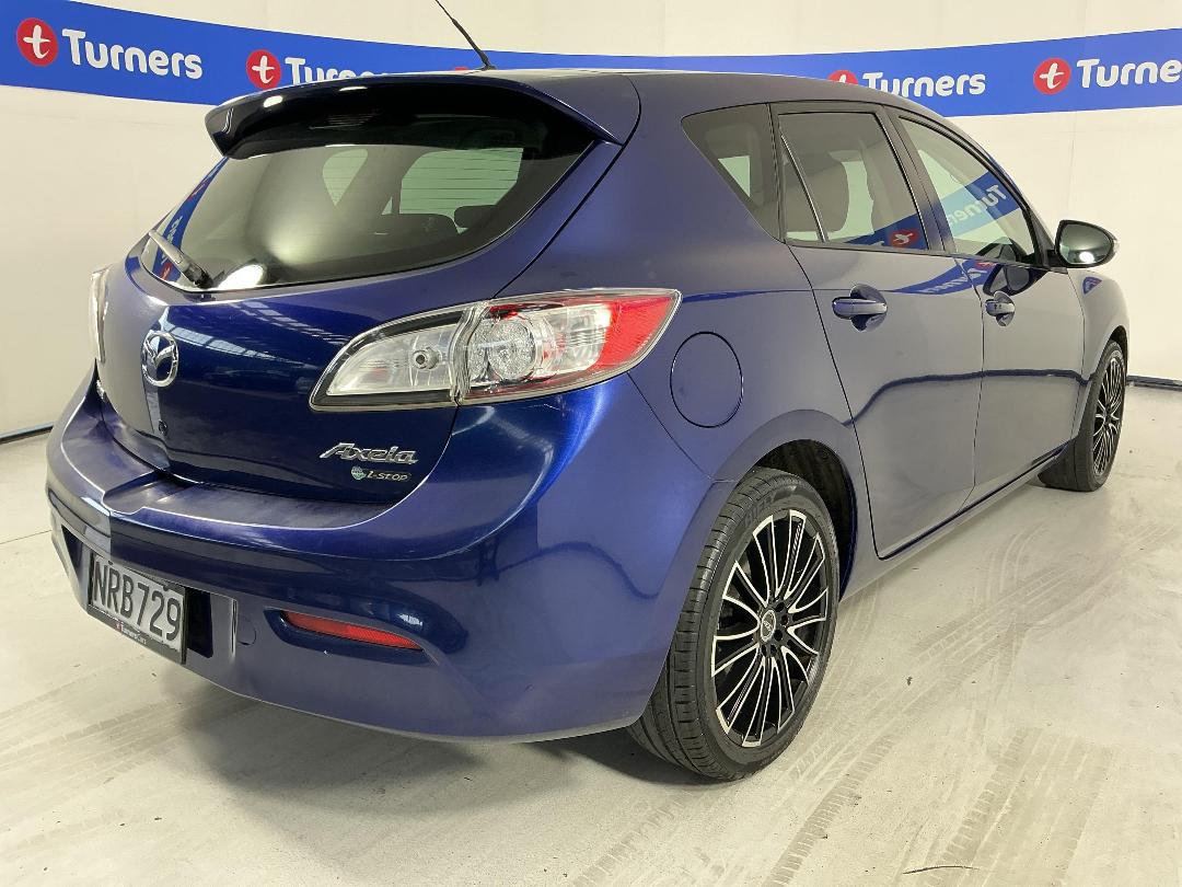 Photo '7' of Mazda Axela Photo '7' of Mazda Axela