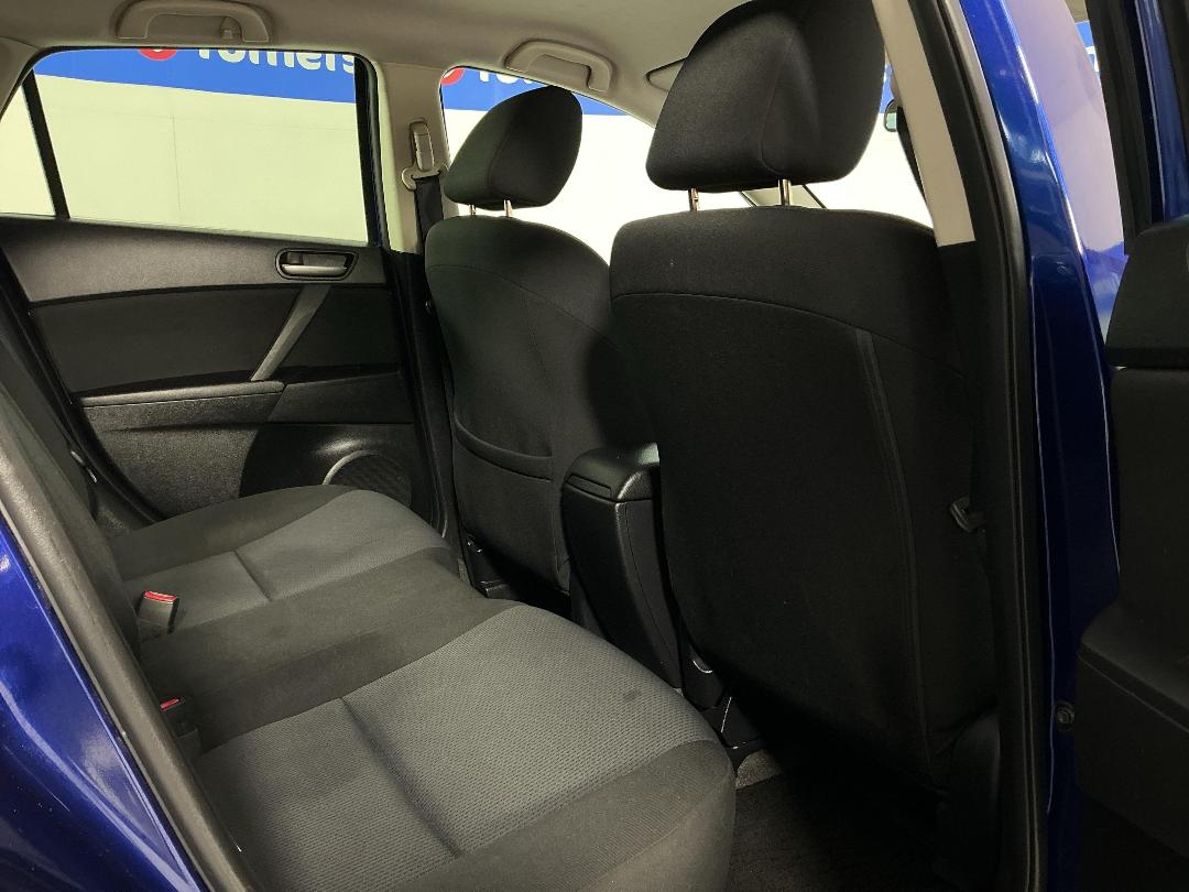 Photo '20' of Mazda Axela Photo '20' of Mazda Axela