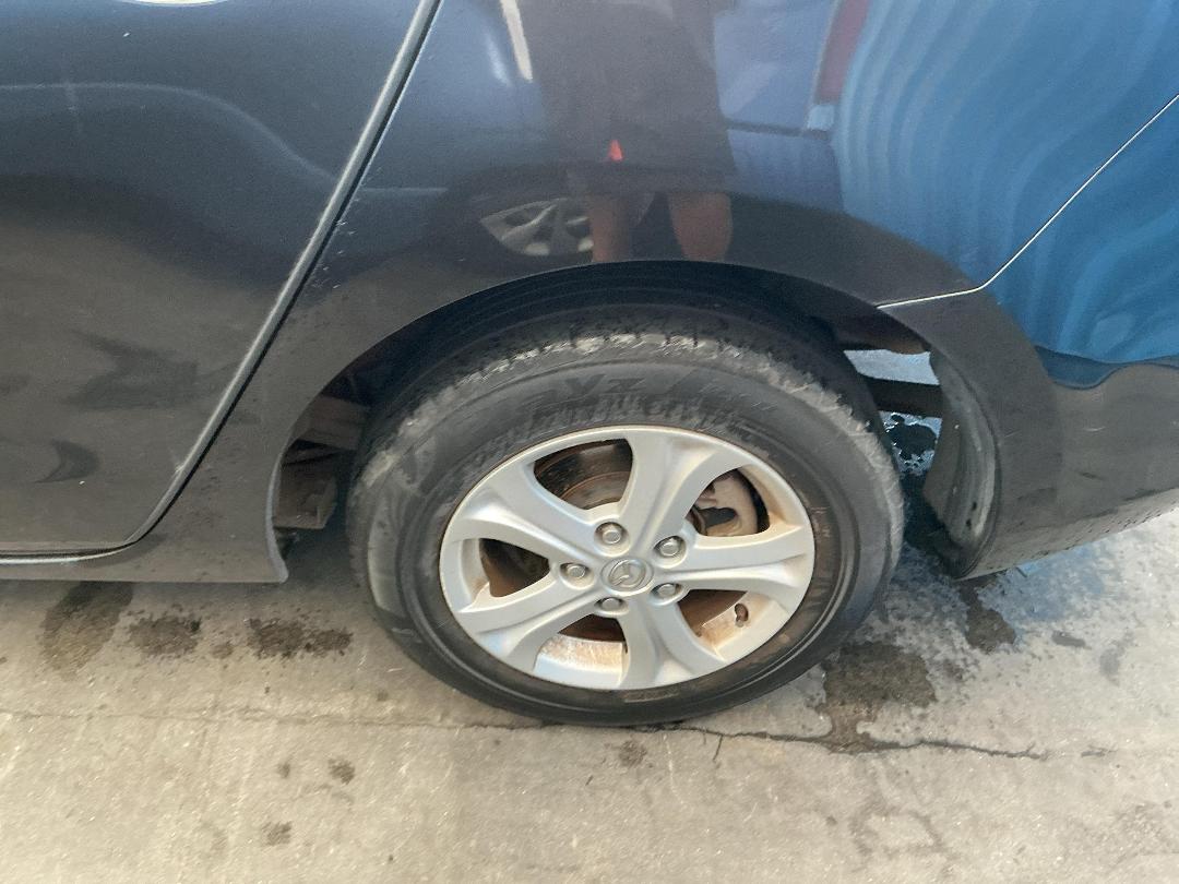 Photo '14' of Mazda Axela Photo '14' of Mazda Axela