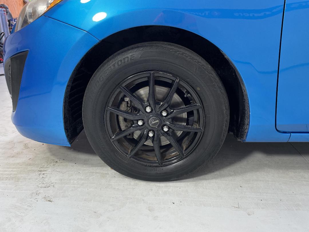 Photo '10' of Mazda Axela