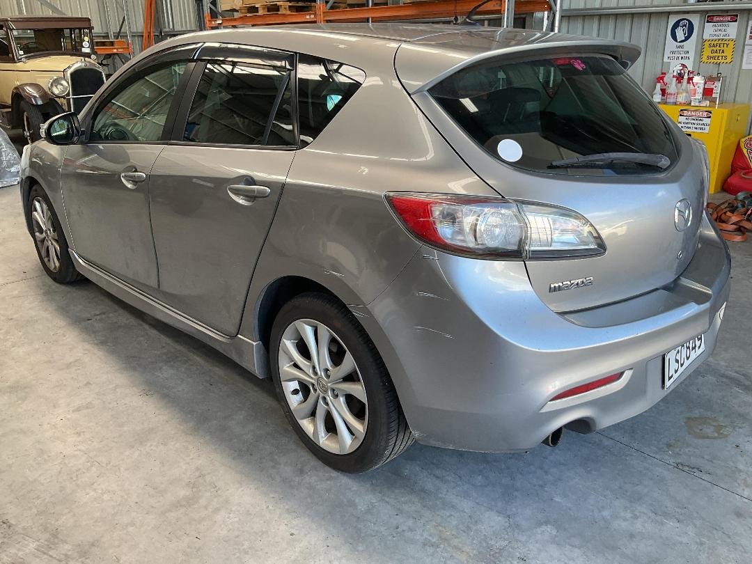 Photo '3' of Mazda Axela Photo '3' of Mazda Axela