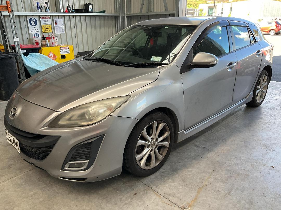 Photo '2' of Mazda Axela Photo '2' of Mazda Axela