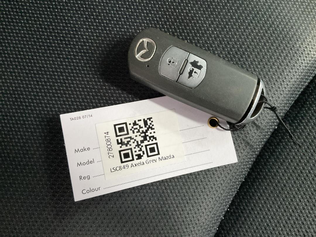 Photo '25' of Mazda Axela Photo '25' of Mazda Axela