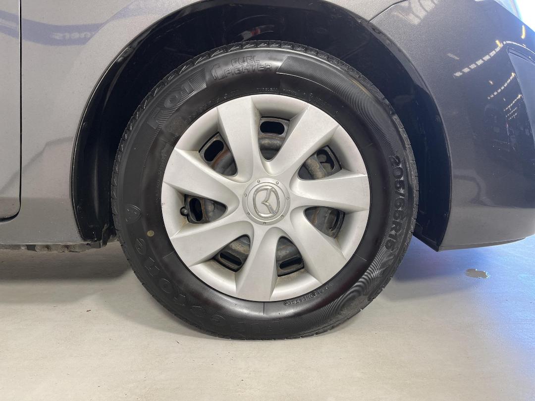 Photo '9' of Mazda Axela