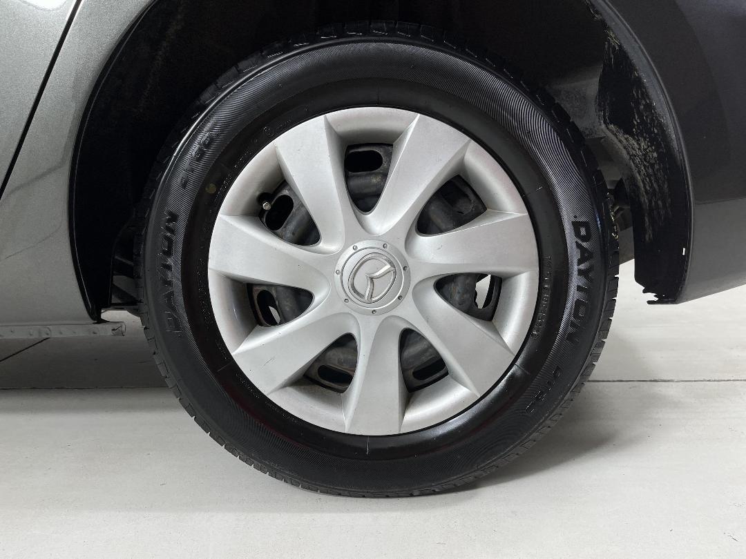 Photo '11' of Mazda Axela