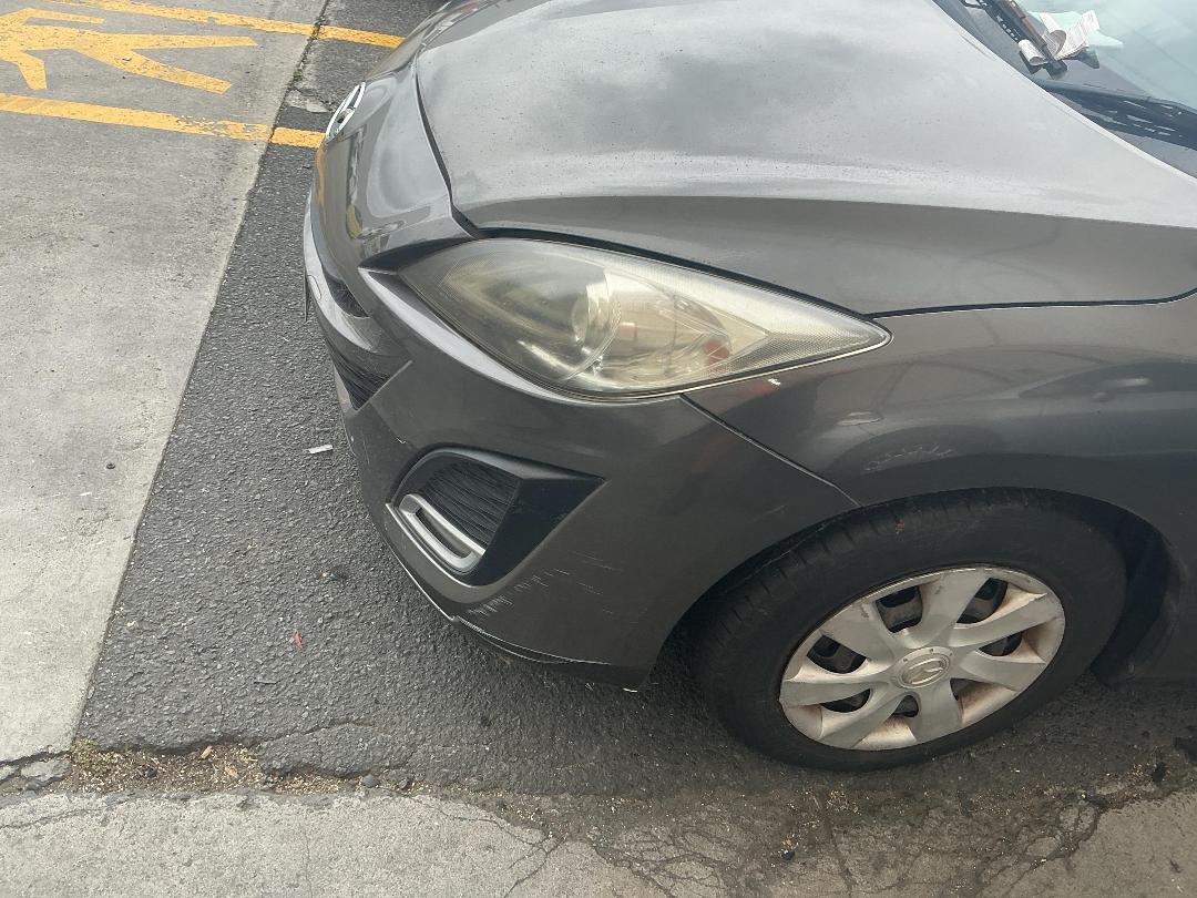 Photo '8' of Mazda Axela