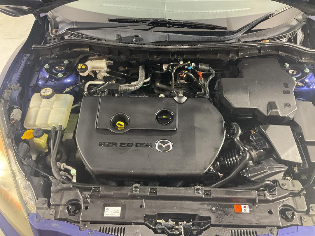 Photo '13' of Mazda Axela