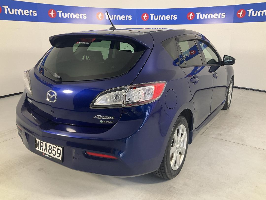 Photo '7' of Mazda Axela