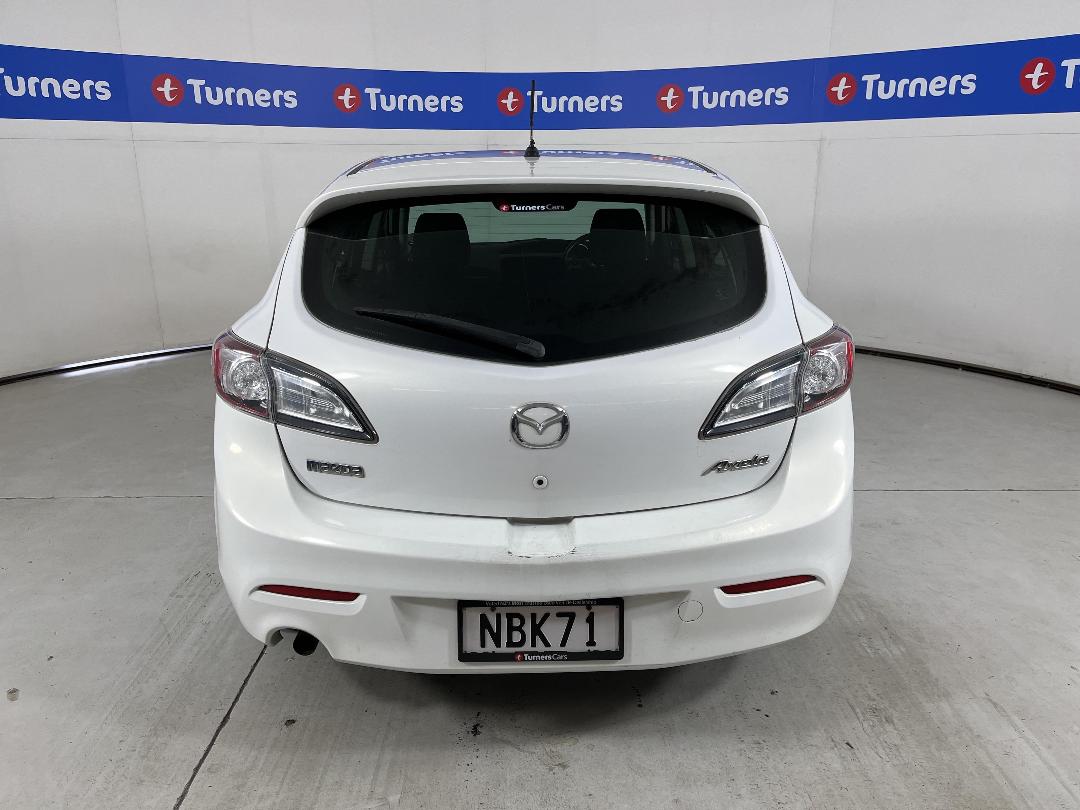 Photo '6' of Mazda Axela